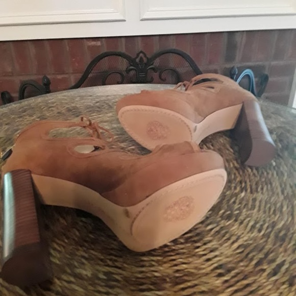 Vince Camuto Shoes - Picture 4 of 4